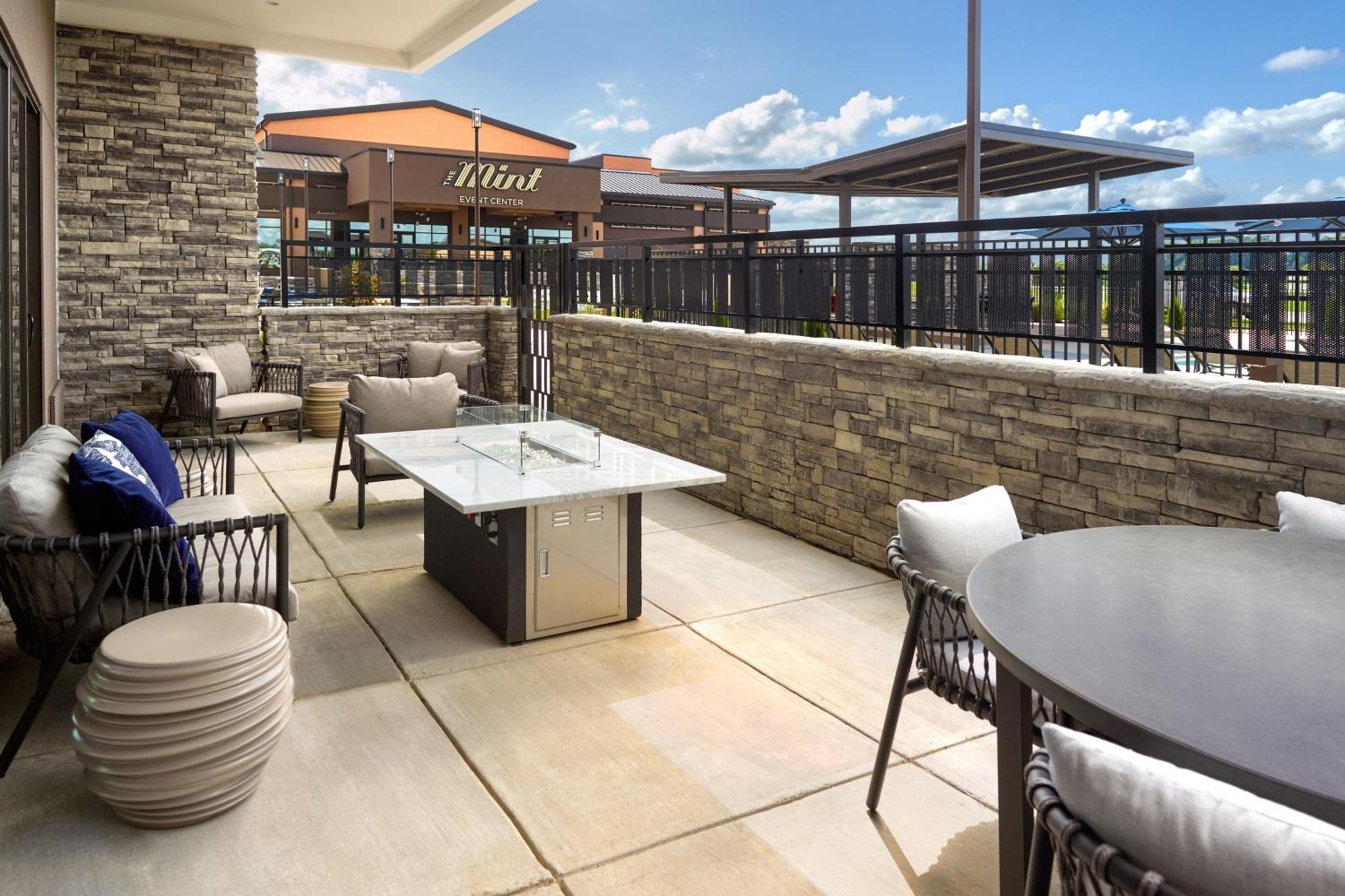 Springhill Suites By Marriott Franklin Mint Екстер'єр фото